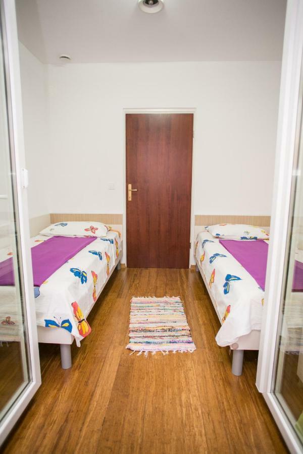 Agata Apartments โนวาลยา ภายนอก รูปภาพ